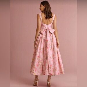 NWOT Floral Pink MIDI  Dress with BELT SIZE LARGE